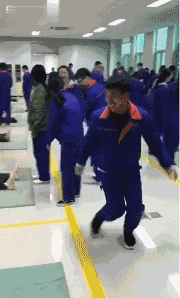 健身房|搞笑GIF: 能撑多久? 看的我好想去健身房