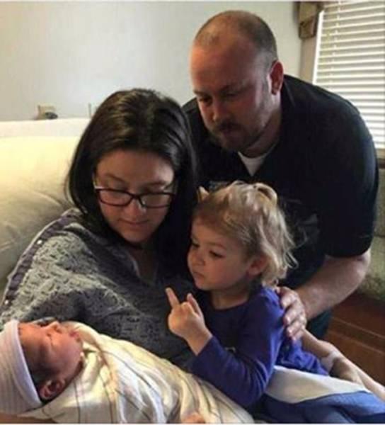 妈妈|这些搞笑的图片快看看,一直不明白妈妈为什么打我!