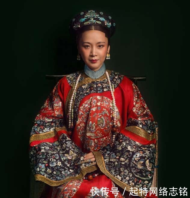 清朝女子公服图片