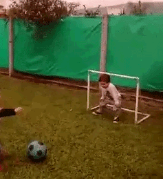 灯光师|搞笑GIF动图：灯光师！怎么不给新郎补光啊！