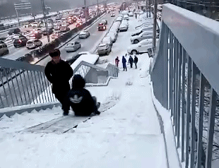 女神|搞笑GIF：这就是你们大把花钱追捧的女神们！