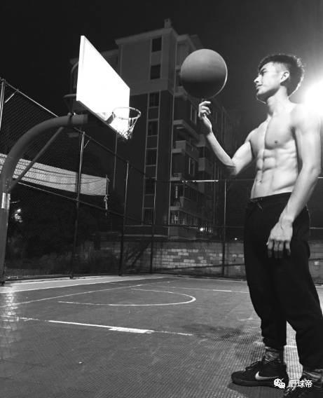 兄弟|身高171，路人王7冠王，他在大学联赛砍个50+信手拈来