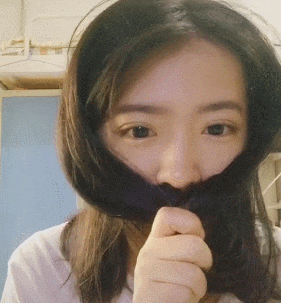 妹子|搞笑GIF:笑场,我们是认真的!我笑也是认真的!