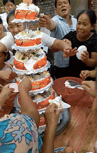 怎么办|搞笑GIF:大热的天,挤公交就是难受啊,怎么办!