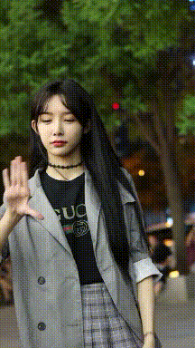 妹子|爆笑GIF图片：真想娶个妹子，然后靠卖水果度过一生