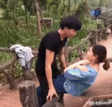娘家人|搞笑GIF：狗：终于找到娘家人了！