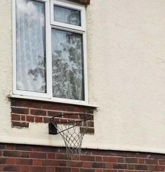 媳妇|小盆友的眼神，把孩子扔给我，你们想去干嘛