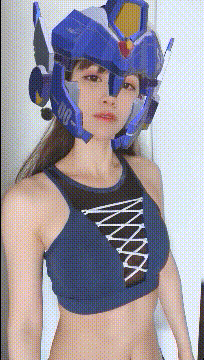 小明|搞笑GIF趣图:不小心惹怒女朋友，她一气之下就开始变身了！