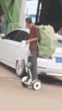 女高|搞笑gif：快来看看女高中生是怎么笑的