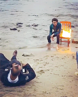 公鸡|搞笑GIF:每个男人都有爱心的