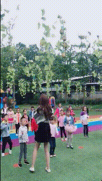 老公|搞笑GIF:等女朋友下班,什么时候才能换个职业啊