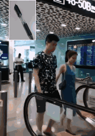 这一下|搞笑GIF:哎呀!失误,失误,我是第一次这样开酒!