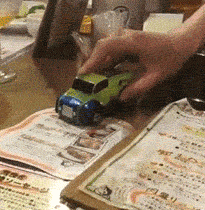 光环|搞笑gif：这就是主角自带的光环！！