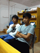 袋子|搞笑GIF:小姐姐,果然村里最潮的姑娘,这袋子不一般啊