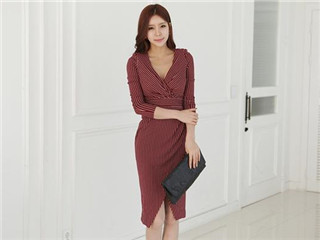 嫂子|搞笑GIF趣图:健身对于很多人来说是一件很奢侈的事情