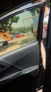 冷冷|搞笑GIF:冷冷冷,快把我放下去!