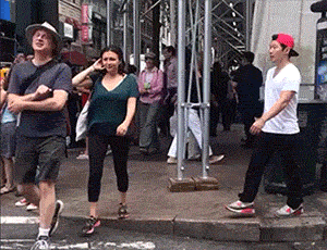 魔术|段子：这个魔术太牛，盯紧看清楚了！