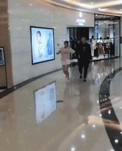 伴娘|搞笑动态GIF图: 据说很多人经历过这种事