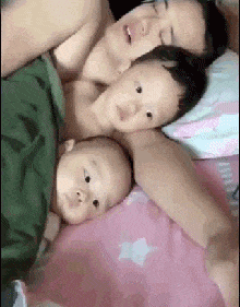 老公|搞笑GIF:等女朋友下班,什么时候才能换个职业啊