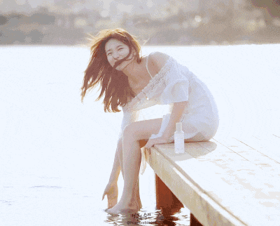 小女|小女生，一次扛6袋，男人们颤抖了吗？