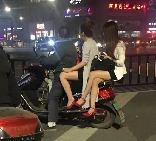 电瓶车|叔叔凭借这辆电瓶车，到达了人生巅峰