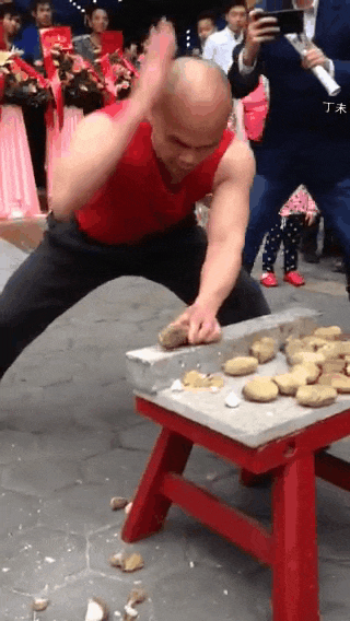 民间|搞笑动态图GIF: 惊弓之猫,这些猫真是白养了