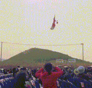 全套|搞笑GIF：演戏要全套，没球也得投