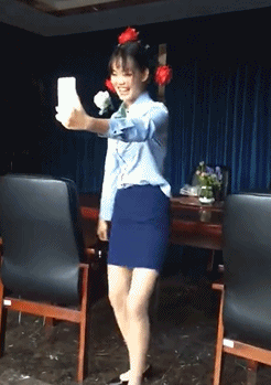 雨衣|搞笑GIF图：这种到底属于胖还是性感？