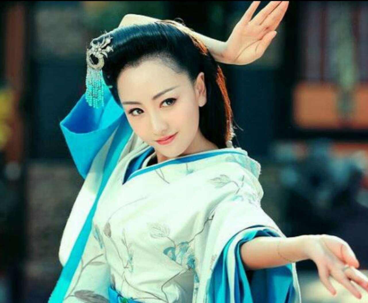 山阴公主刘楚玉说了一段话于是他的皇帝弟弟给她送了30个面首