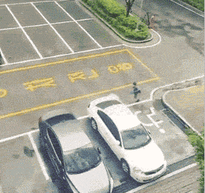 别扭|搞笑GIF：你这太空漫步咋这么别扭呢