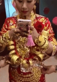 机会|搞笑GIF：终于下雪啦，好兴奋呀，快点来和我玩吧！机会难得，可以尽情的玩雪啦！