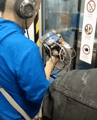 东西|GIF搞笑趣图： 你这是什么东西啊！这也有点太专业了吧！