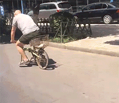 健身房|爆笑GIF图：健身房我已经来了，瘦不瘦就看缘分了