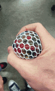 哥们|GIF搞笑趣图：哥们，你这是怎么练出来的，我看着很厉害啊！