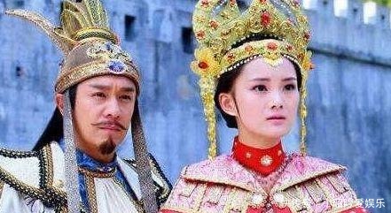 薛仁贵的丰功伟绩离不开他自己的努力,但是也与他的妻子柳氏有紧要的