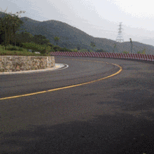 的哥|搞笑动态图GIF: 厉害了,我的哥,给你满分,别骄傲。