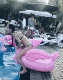 妹子|搞笑趣图:虽然很久的图了,但是我觉着很有意思