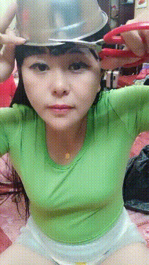 鞋子|搞笑GIF:我这鞋子不行,需要换一个,等一会我再上台!