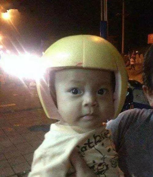 老板|「小息妹讲笑话NO.404」骚年你很吸睛啊