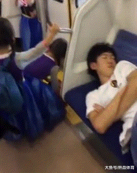 兄弟|搞笑GIF趣图:妹纸你这是练的什么神功?好腰力!