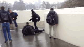 武松|搞笑GIF：他曾经是个王者，后来武松来了