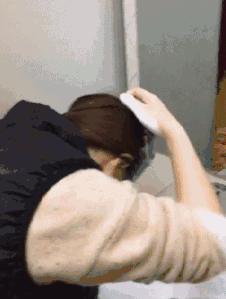 孰不可忍|搞笑GIF：这是在洗车吗？