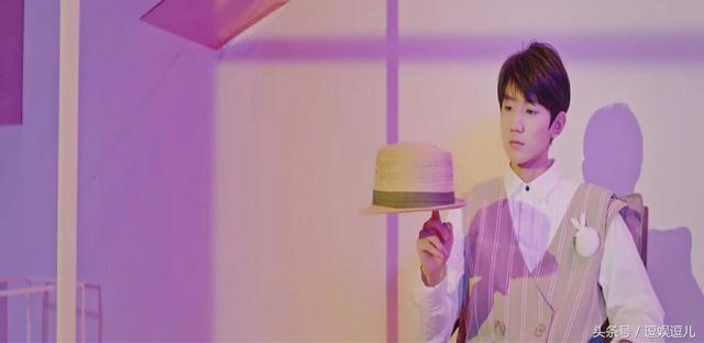 粉丝|吃可爱长大的王源原来还可以回头杀~厉害了