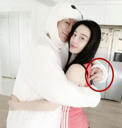 妹子|盯着副驾驶的妹子看了半天,也没发现亮点在哪里