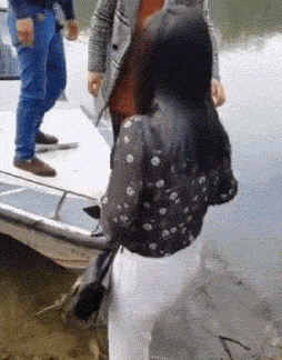 学驾|搞笑GIF:现在这些男人……