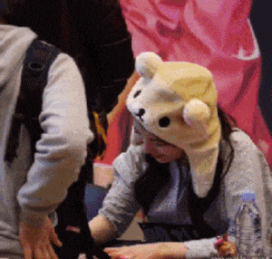 哥们|哥们你一定要忍住别笑, 不然会惹祸上身的！