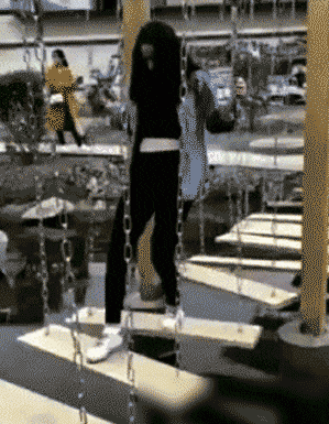 妹子|搞笑GIF:你们这样,妹子是要生气的