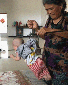 榴莲|搞笑GIF：邻居们敲门，他们是不是想抢我的火烤榴莲呀