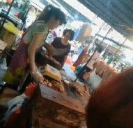 儿子|搞笑GIF趣图:哥们,感觉还不错吧,没想到一下就练成了一字马!