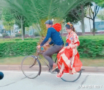身板|搞笑GIF：这一定是嫁给了真爱